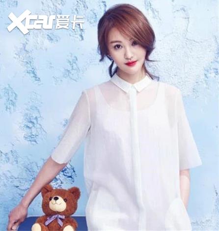 郑爽低调做公益引发网友热议网友慈善是真假