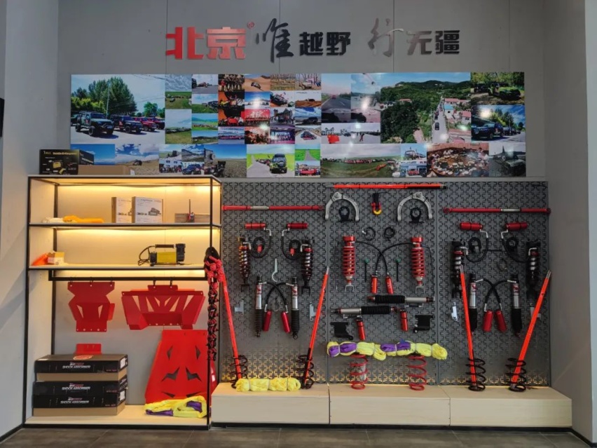 油耗仅8.5L，BJ40打出柴油牌，抢坦克300生意？