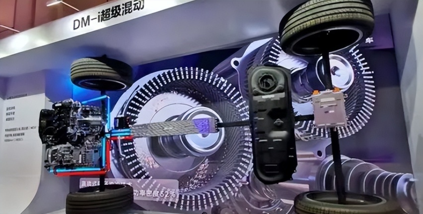 比亚迪新秦PLUS曝光，新电池令人失望，这外观你接受吗