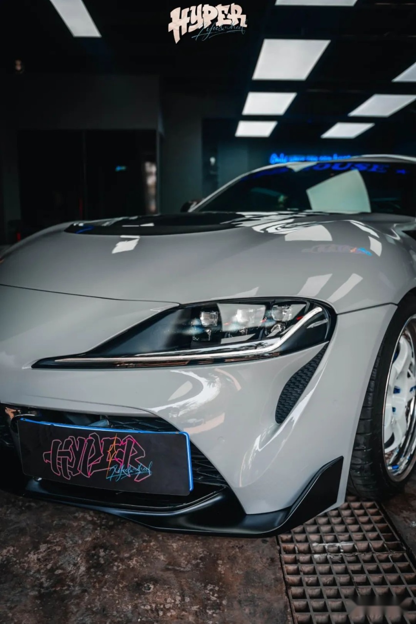 满是碳纤维件的丰田Supra，为了一套轮毂而舍去Endless刹车