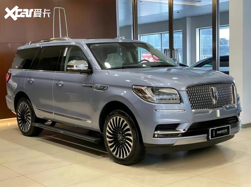 买林肯百万豪车,反映质量问题,却被怼:不就是开个领航员吗?