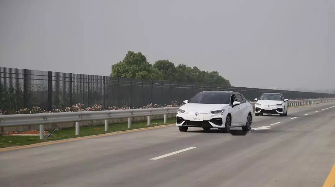 钟观 | 与泊来的Model 3相比，“深度定制”的Aion