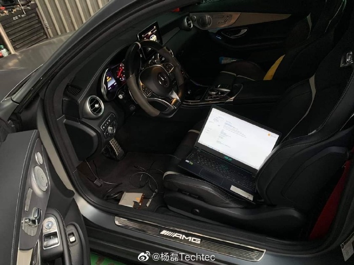 奔驰C63S AMG刷ECU改装德国Techtec程序ECU