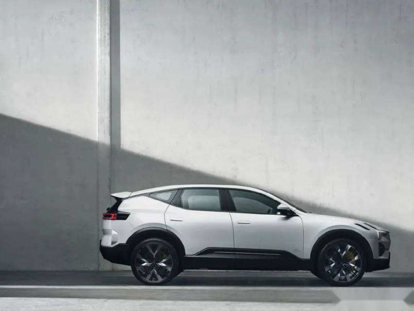 2023 年，要如何定义豪华 SUV？