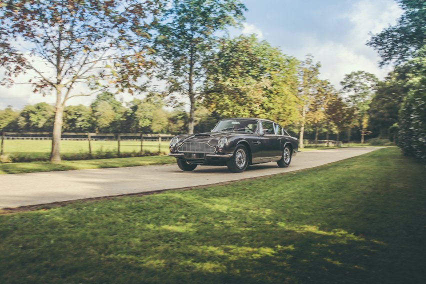 Aston Martin DB6