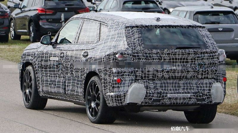 bmw-x8-spy-shots-back-end.jpg