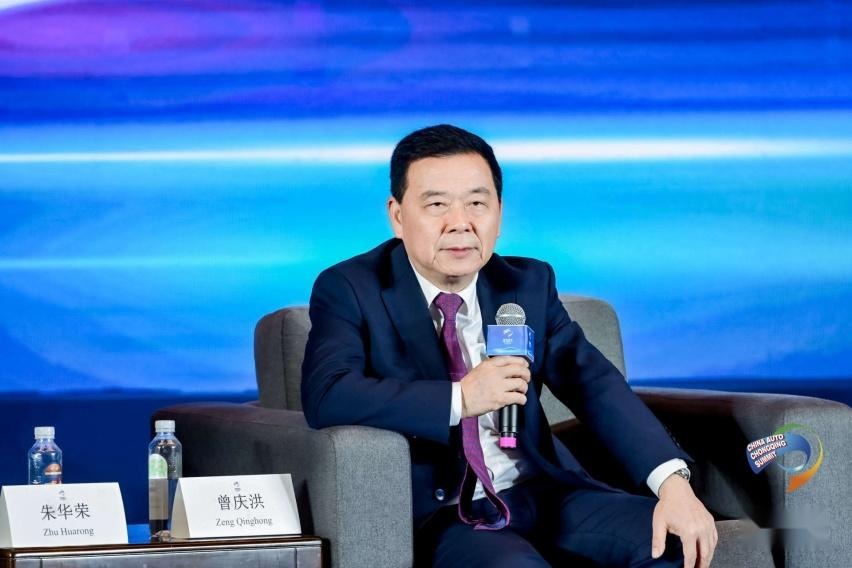 国内汽车市场价格“内卷”，背后的原因是“油电不同权”？