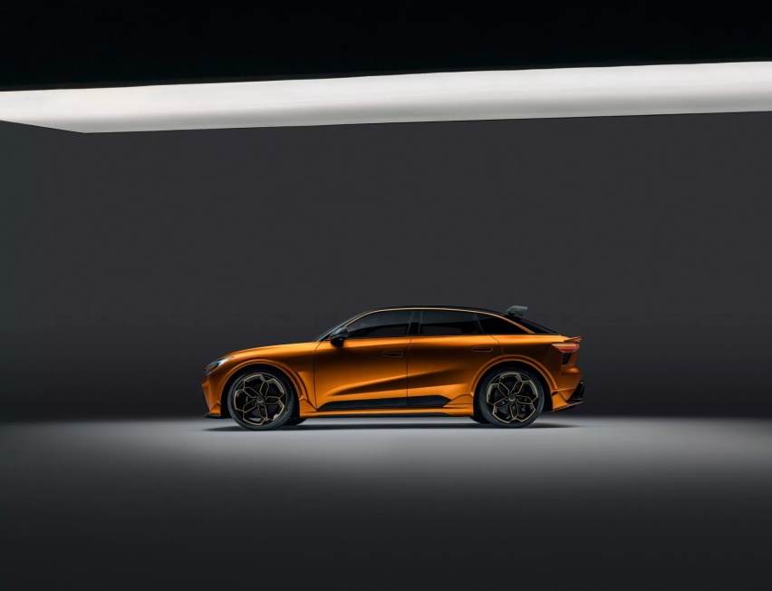 马力超千匹，Mullen Five RS亮相CES 2024