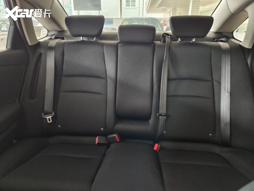 油耗低过飞度 东风本田享域到店实拍 空间堪比b级车