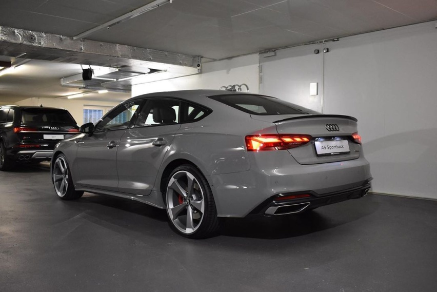 优雅运动的造型 奥迪A5 Sportback实车