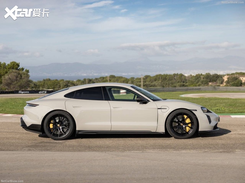 保时捷Taycan GTS上市，售139.2万