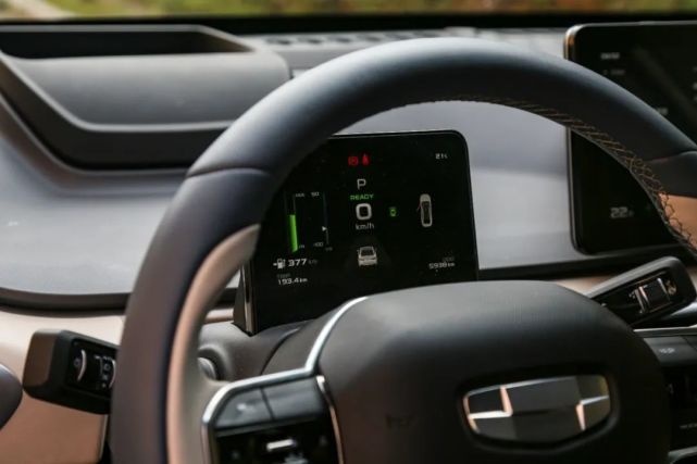 扎实的不止600km续航！几何A Pro秋季初体验