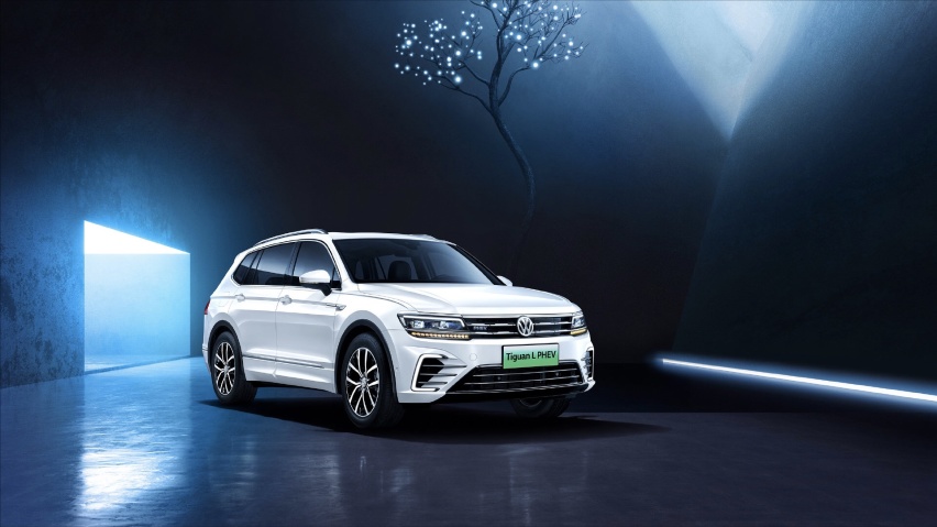 想要绿牌却担心纯电续航？那就看混动车，2020款途观L新能源