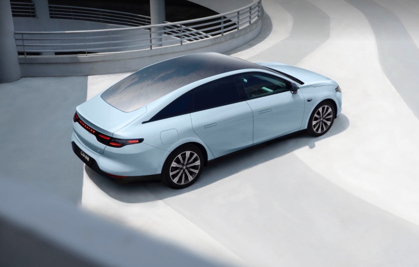 最新卷王！这中大型轿车14.58万起 纯电能跑200+公里？