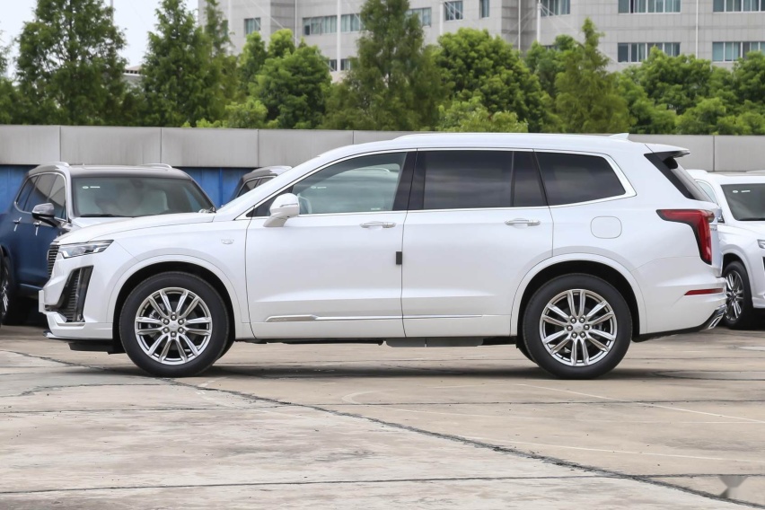 XT6纯电版？凯迪拉克IQ VISTIQ官图曝光，预计2026年上市