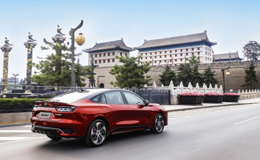 花思域的钱买合资B级车，蒙迪欧、508L它不香吗？