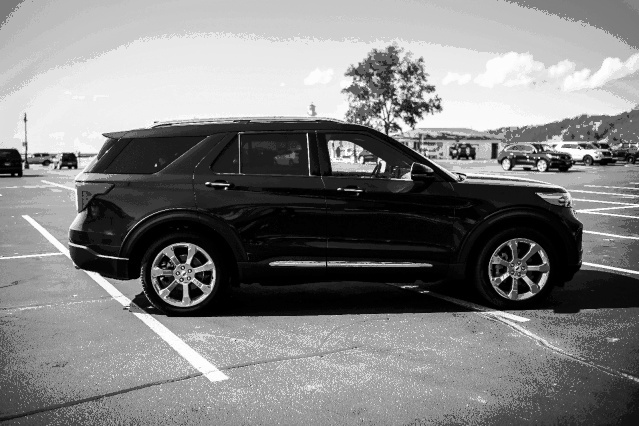北美试驾福特三剑客，Mustang、F-150 LTD、2020款探险者