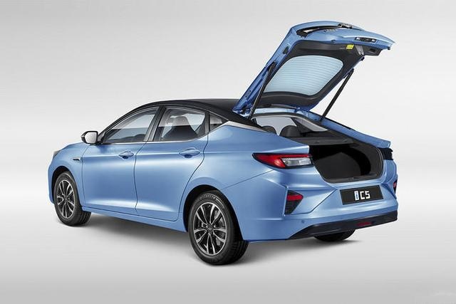 【快讯】江淮iC5预售价15.50万元起 续航530km