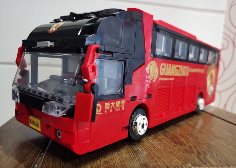 铖品记丨昨日繁花：聊聊恒大的足球与汽车