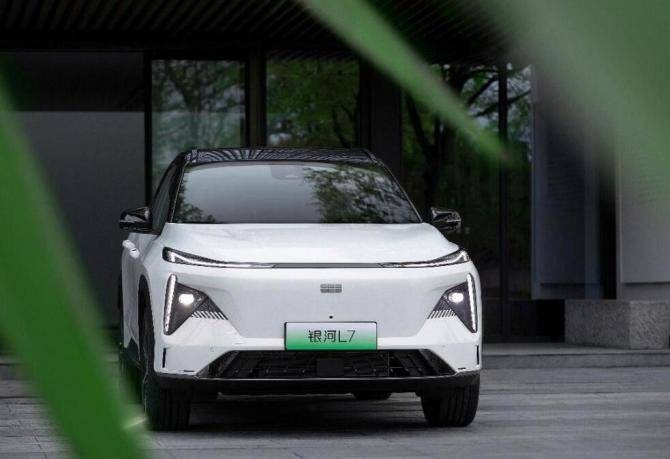 四款新能源车型“抢滩”上海车展 深蓝S7领衔 谁能火？