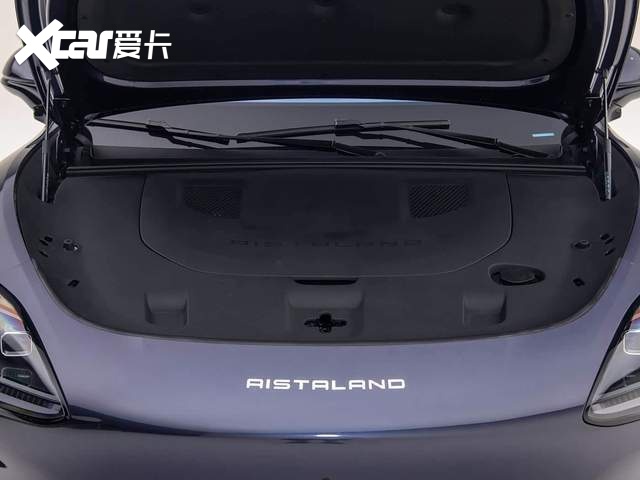 这车轴距超3米，还有华为全栈加持，上市能成爆款吗？