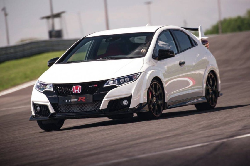 试驾本田思域Type-R FK2：放下万转自吸的本田，要用涡轮大杀四方
