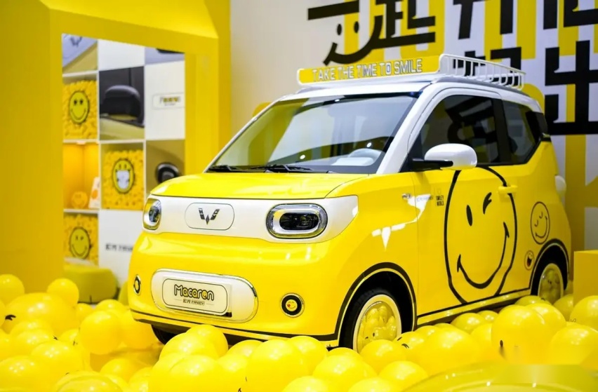 那些承载家庭的小型油车，为什么都破产了？