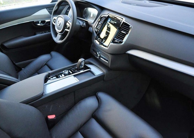 气质不凡 沃尔沃XC90实拍图