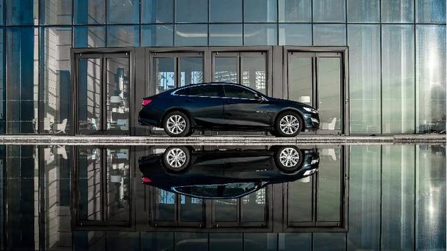 想买超值中级车？这台9AT+16万公里质保的全新车型不得不看