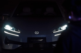 腾势Z9GT：冲破黑夜