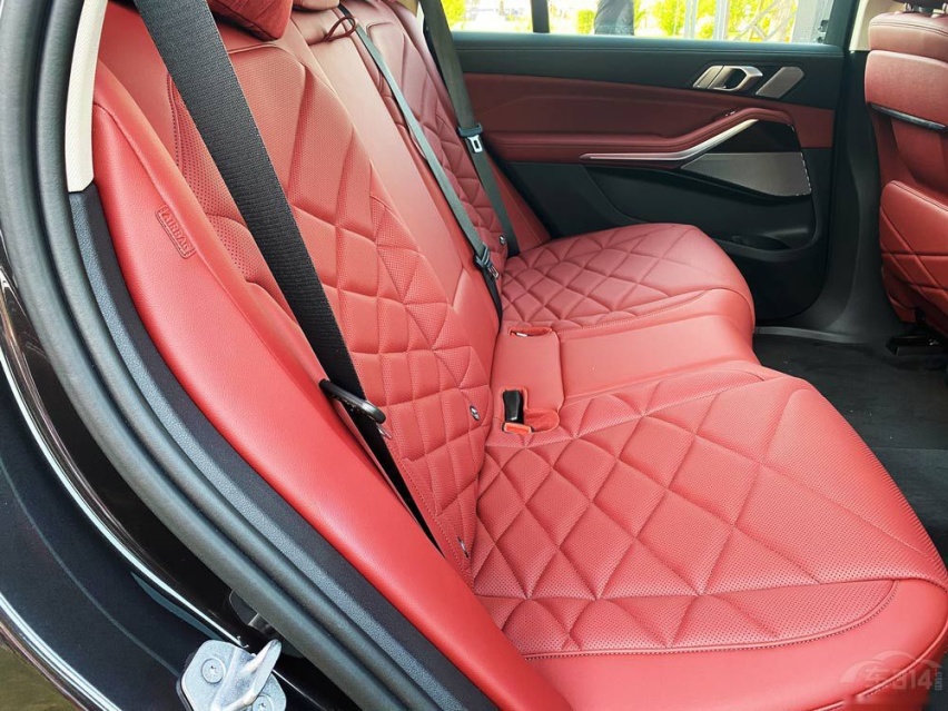 中大型SUV“神仙打架” 宝马X5对比小鹏G9