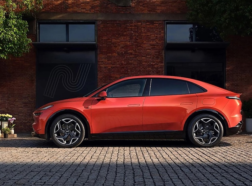 全都要对标Model Y！三季度多款新车要上市，谁最能打？
