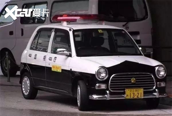 在日本 警察都开什么警车 爱卡汽车爱咖号