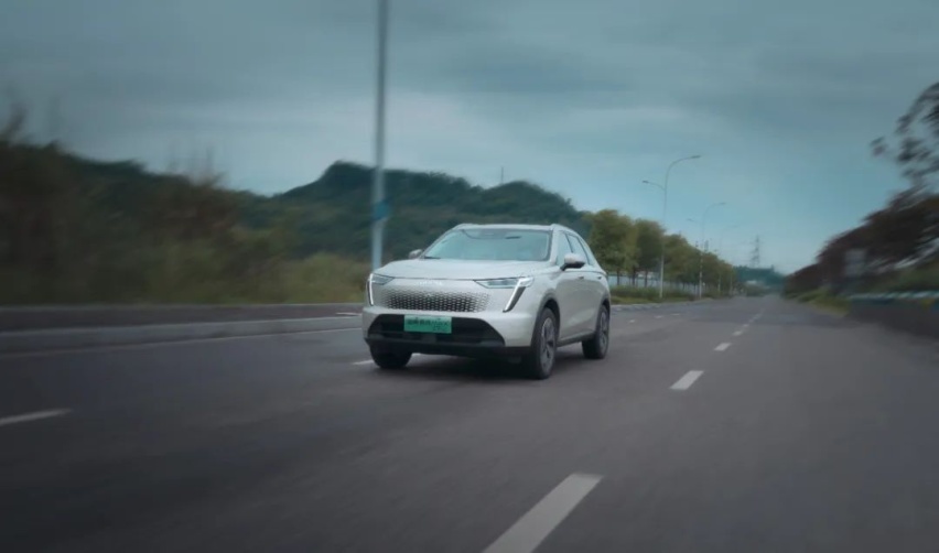 试驾哈弗枭龙MAX：动力堪比3.0T油车，底盘还有进步空间