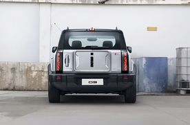 新高度 iCAR 03 SUV重塑城市出行生态