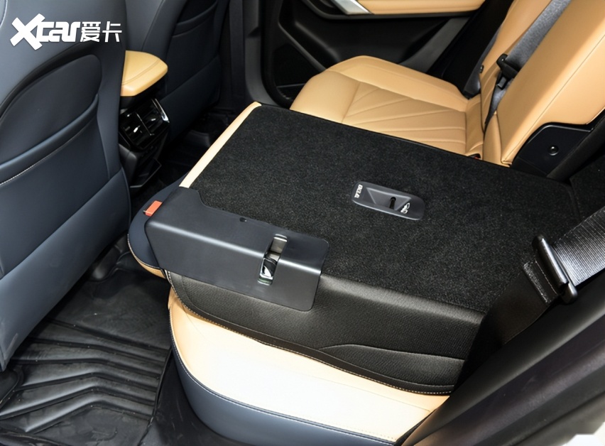 吉利博越“改版”了？新车配2.0T有218马力，宽1900mm