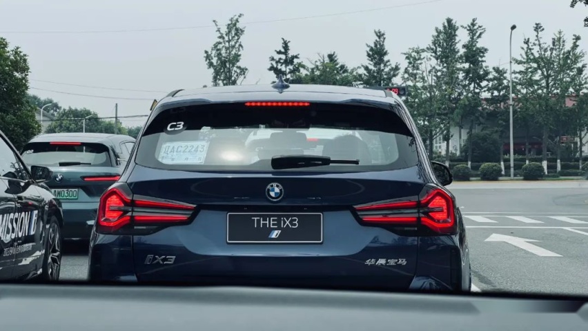 为什么说BMW i超乎想象？深度体验全系车型之后，我找到了答案…