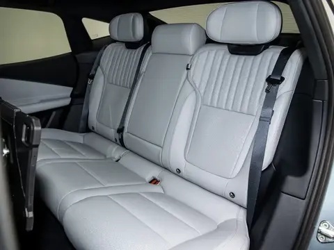 【E汽车】领克Z10加推四驱次顶配车型，售22.98万