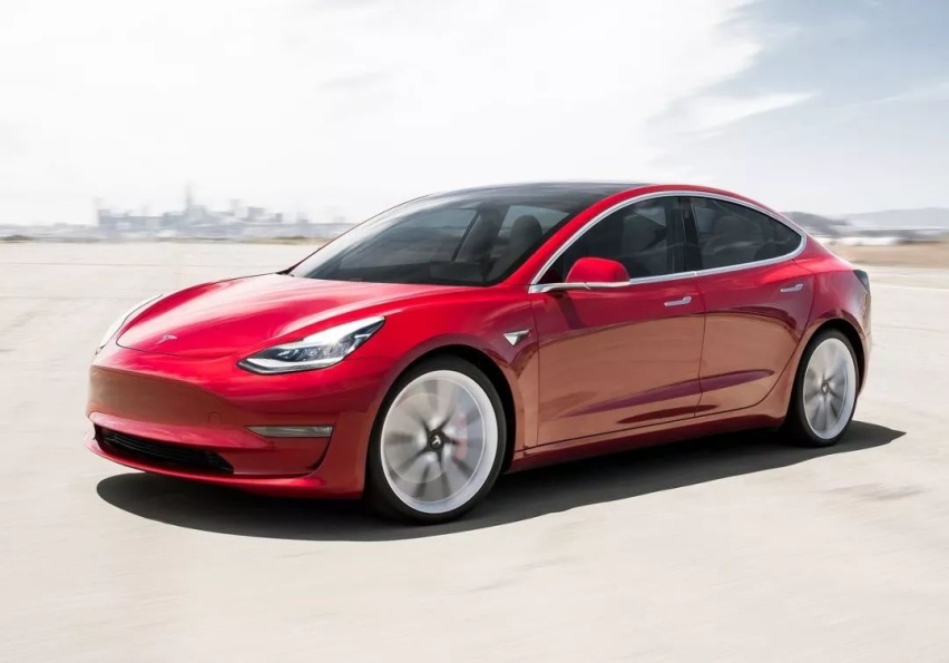 国产Model 3正式预订，35万起，这是不给自主车企活路？