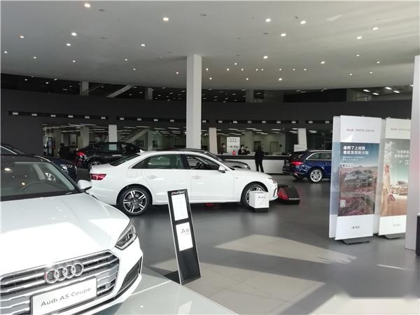 探店全新奥迪A4L，可“0首付”购车