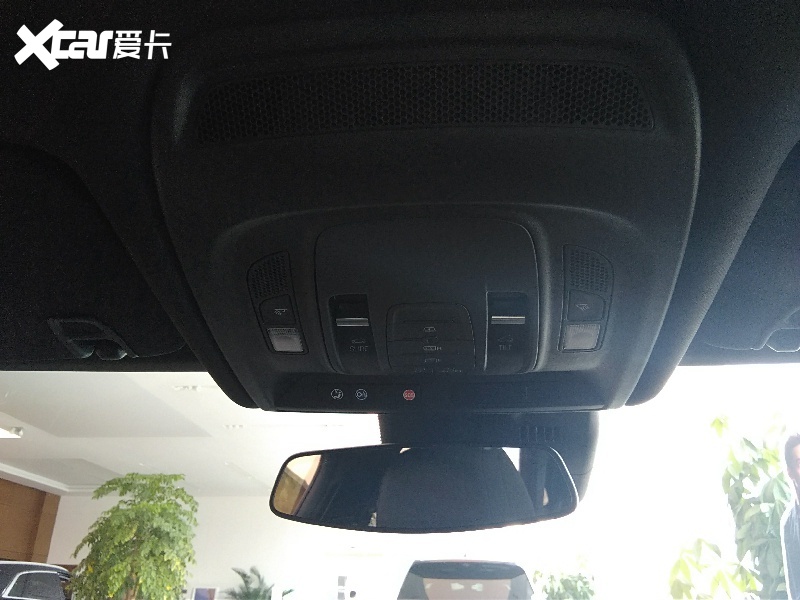 凯迪拉克CT6 探店实拍 4.2T+V8 动力超奔驰E级 配