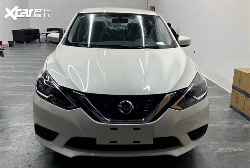 日产轩逸终于也"扛不住"了,上市就直降3.