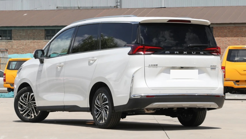 上汽“拳头级”MPV！长超4.8米，全系7座！仅8万级，全系增压