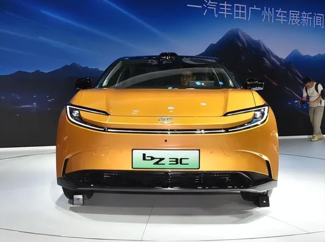 日系“三巨头”开始反攻，车展亮相重磅新车，能抢回市场份额吗？