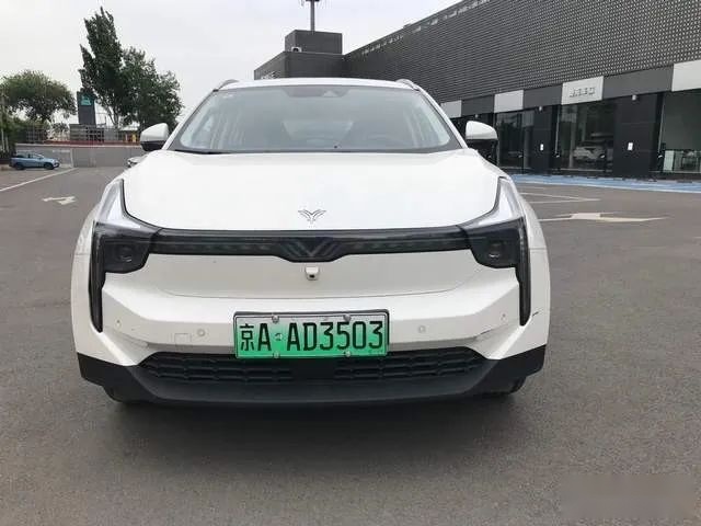 除了颜值，试驾哪吒U后还有哪些杀手锏？