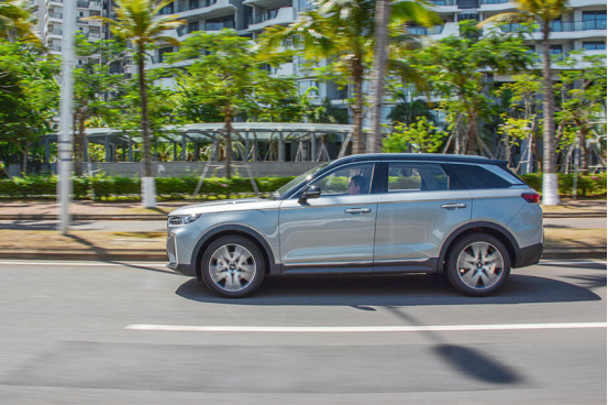 能文能武的大五座SUV 测试奔腾T99运动版
