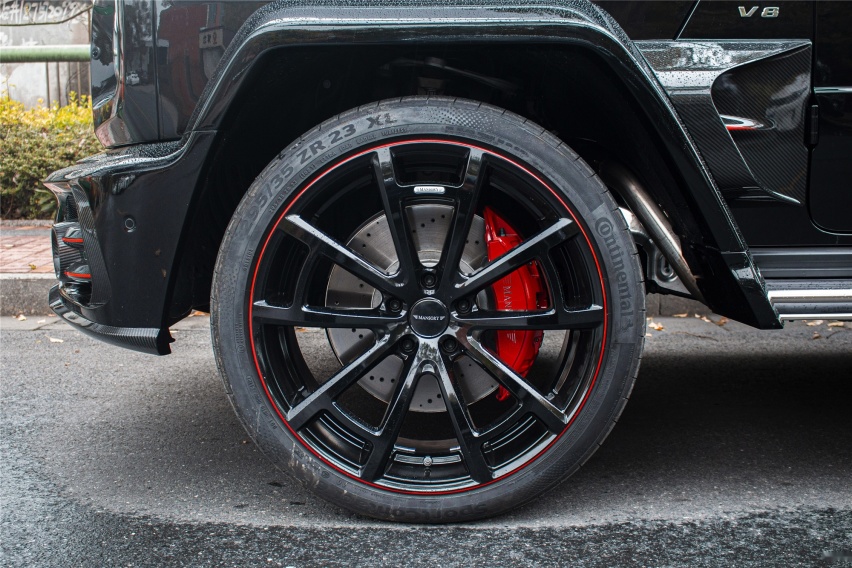 700马力与1000牛·米扭矩，迈莎锐AMG G63 P700卖498万贵不贵？