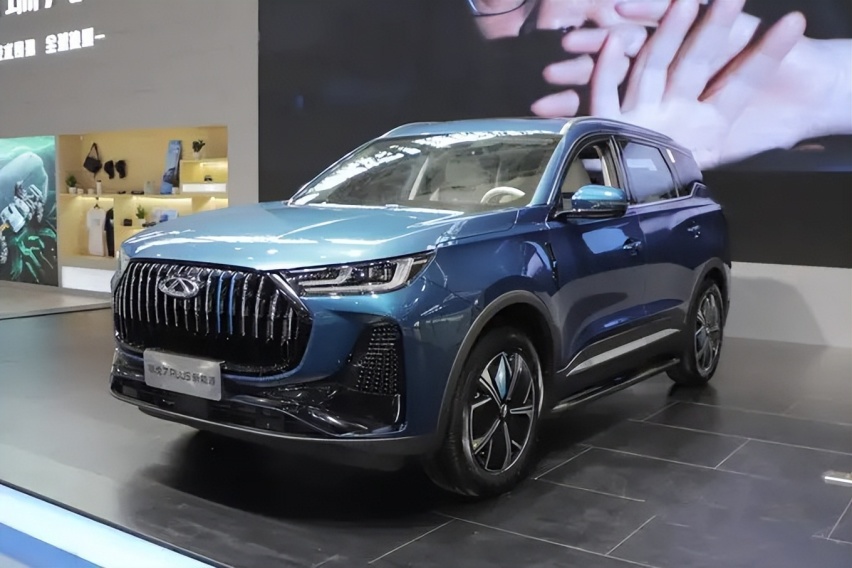 SUV别乱买 这三款全新车 最低百公里油耗1L 神车尺寸加大