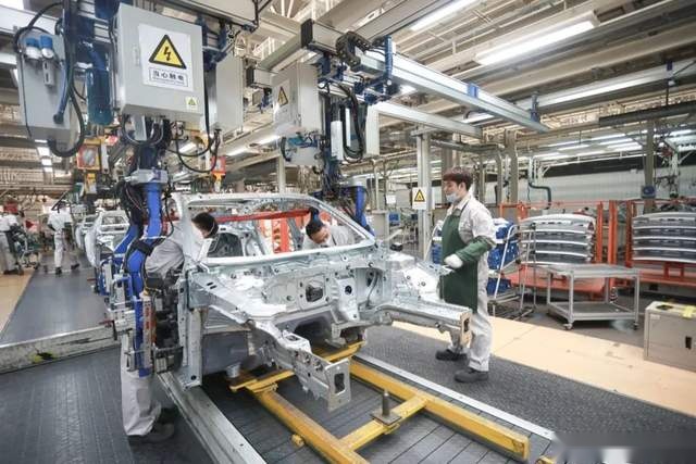 “劲草”礼赞——2023笃定前行一汽-大众基地走访随录