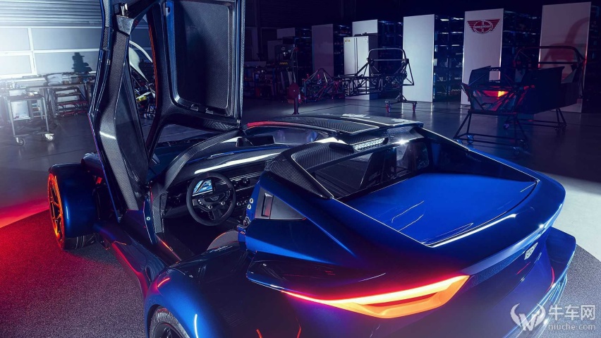 有钱人200万买来图个乐 小众超跑Donkervoort F22